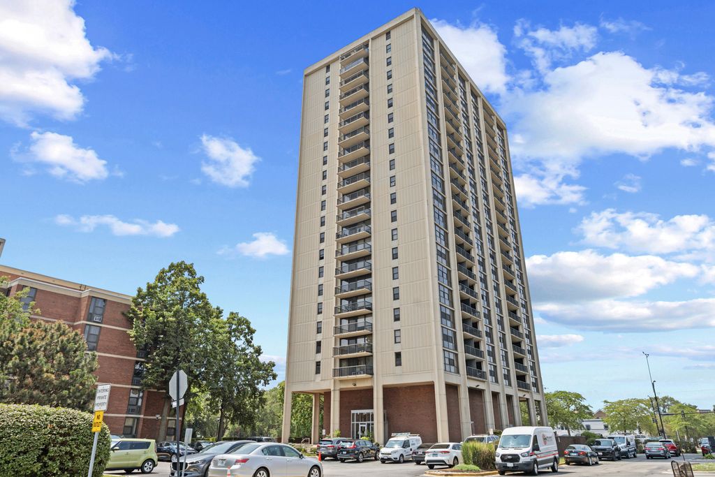 2901 S Michigan Avenue 405, Chicago, IL 60616