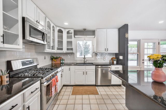 4930 Normandy Place, Golden Valley, MN 55422