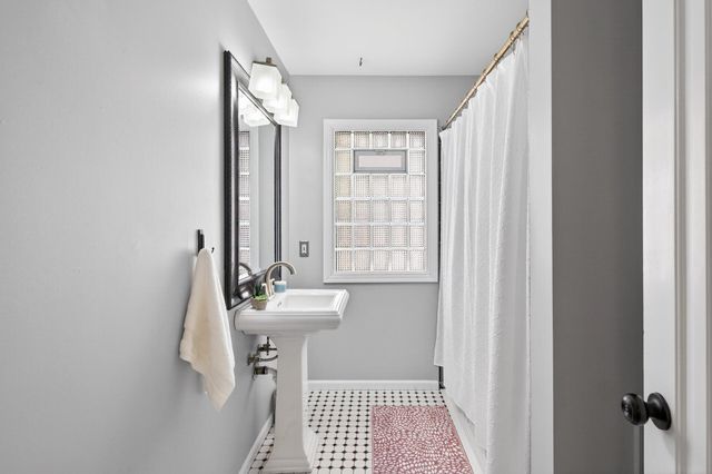 4930 Normandy Place, Golden Valley, MN 55422