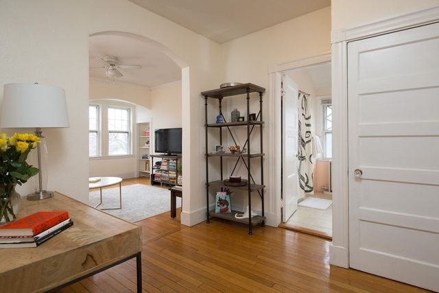 15 Braemore Rd 5, Boston, MA 02135