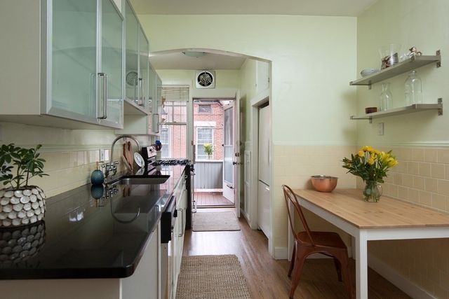 15 Braemore Rd 5, Boston, MA 02135