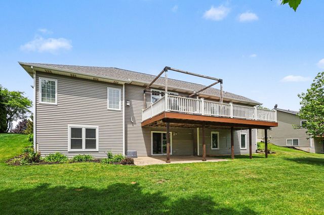 4684 Stonewood Court, Hudsonville, MI 49426
