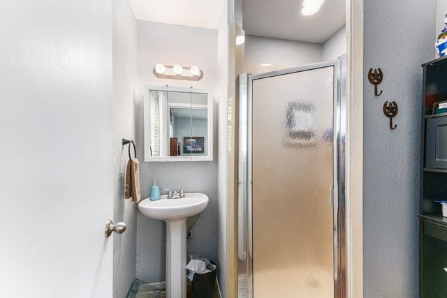 6608 Swanee Court, Watauga, TX 76148