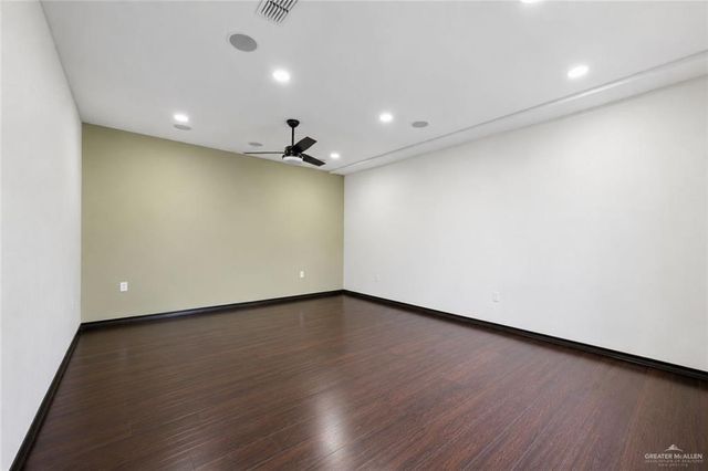 1807 S Villa Real Drive, Pharr, TX 78577