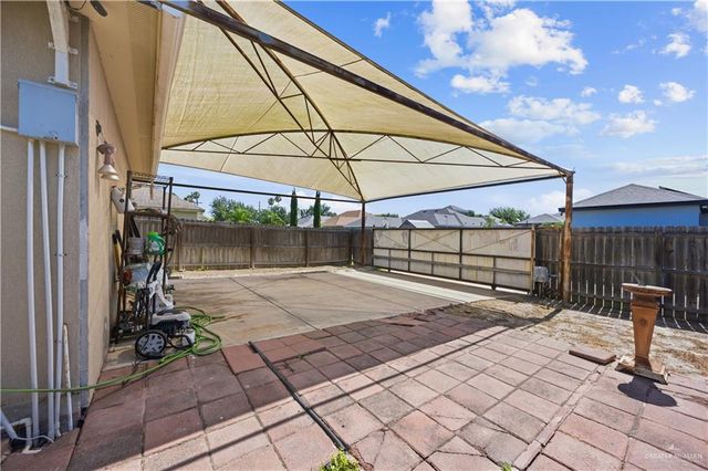 1807 S Villa Real Drive, Pharr, TX 78577