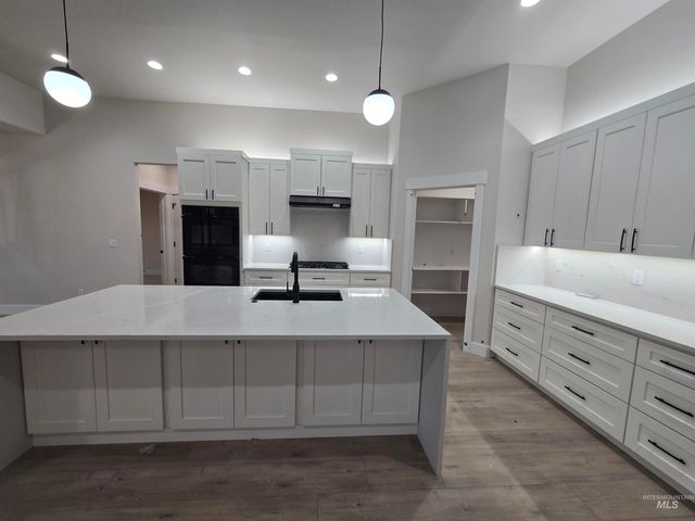 1577 Tule Dr., Twin Falls, ID 83301