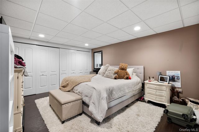 20 Millennium Court, Bohemia, NY 11716