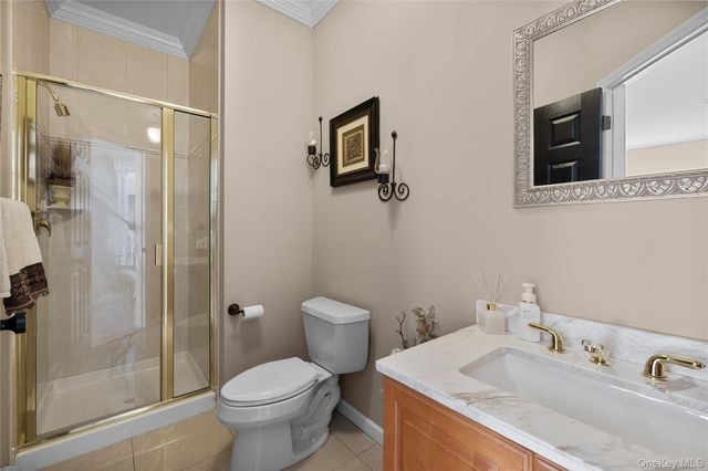20 Millennium Court, Bohemia, NY 11716