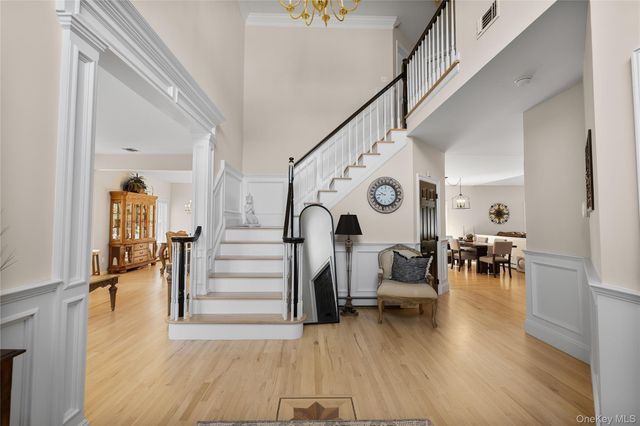 20 Millennium Court, Bohemia, NY 11716