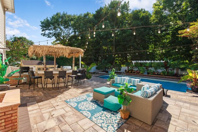 20 Millennium Court, Bohemia, NY 11716