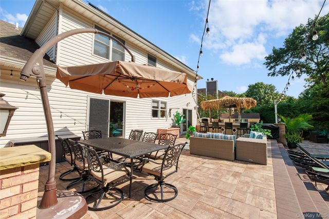 20 Millennium Court, Bohemia, NY 11716
