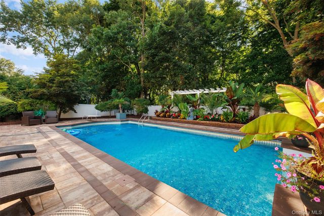 20 Millennium Court, Bohemia, NY 11716
