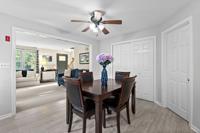 284 Chestnut St B, North Attleboro, MA 02760