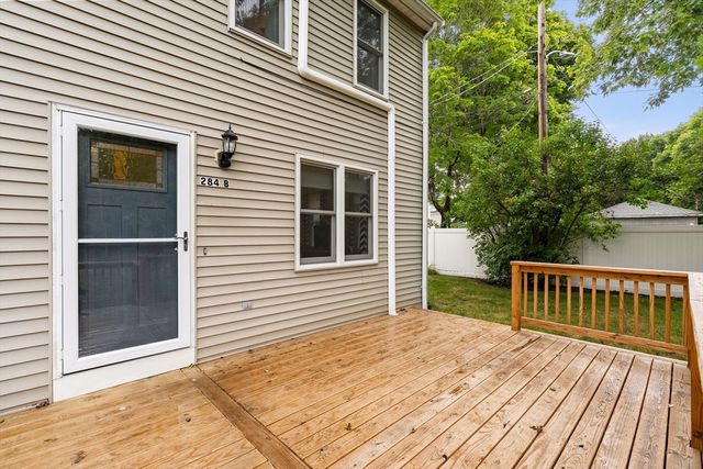 284 Chestnut St B, North Attleboro, MA 02760