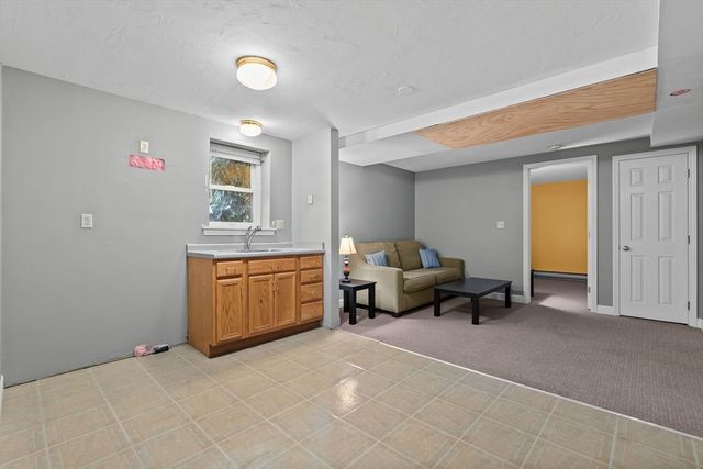 284 Chestnut St B, North Attleboro, MA 02760