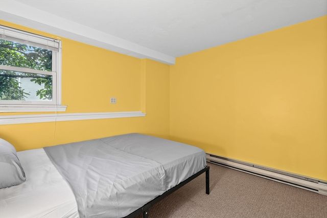 284 Chestnut St B, North Attleboro, MA 02760