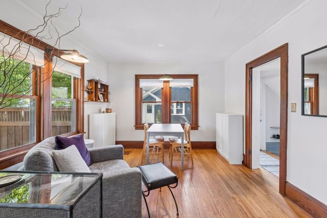 358 Cretin Avenue S, Saint Paul, MN 55105