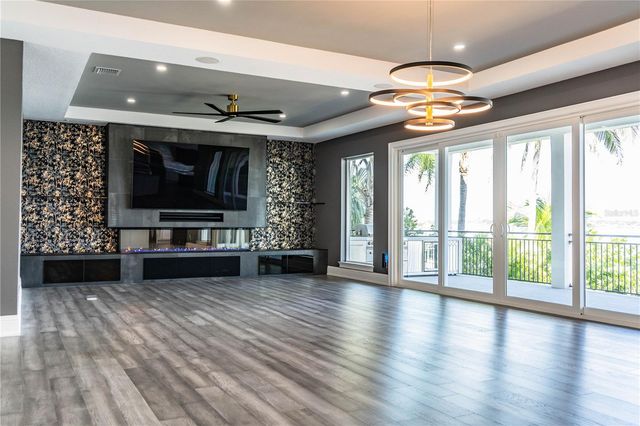 5845 BAHIA WAY S. WAY W, St Pete Beach, FL 33706