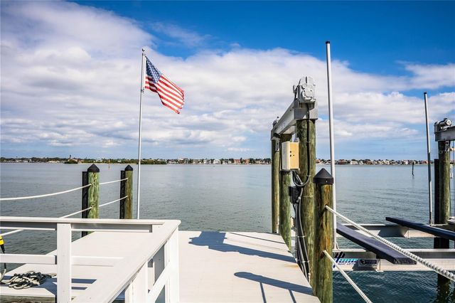 5845 BAHIA WAY S. WAY W, St Pete Beach, FL 33706