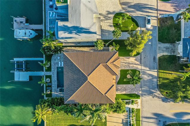 5845 BAHIA WAY S. WAY W, St Pete Beach, FL 33706