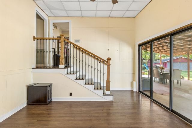 205 Houghton Dr, Winchester, TN 37398