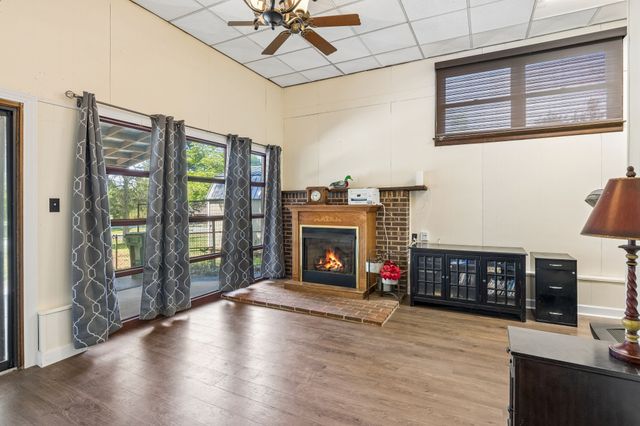 205 Houghton Dr, Winchester, TN 37398
