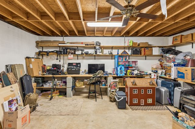 205 Houghton Dr, Winchester, TN 37398