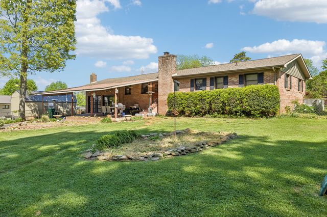 205 Houghton Dr, Winchester, TN 37398