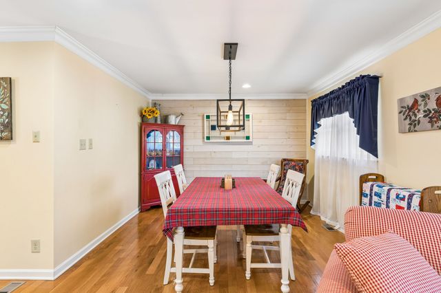 205 Houghton Dr, Winchester, TN 37398