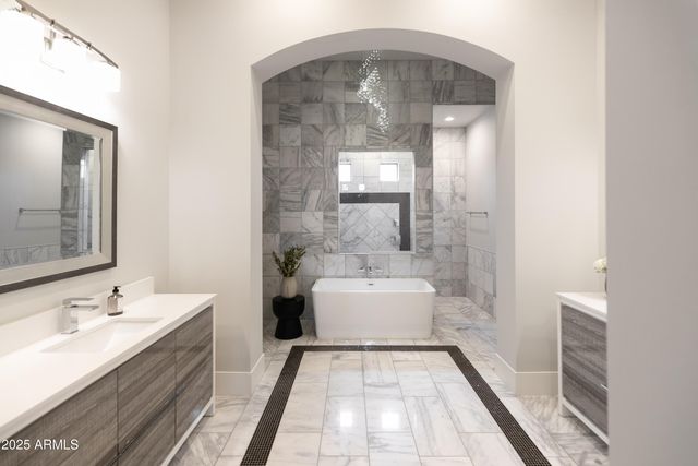 8709 E VILLA CASSANDRA Drive, Scottsdale, AZ 85266