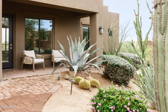 8709 E VILLA CASSANDRA Drive, Scottsdale, AZ 85266