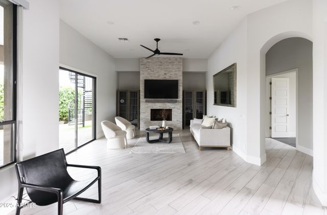 8709 E VILLA CASSANDRA Drive, Scottsdale, AZ 85266