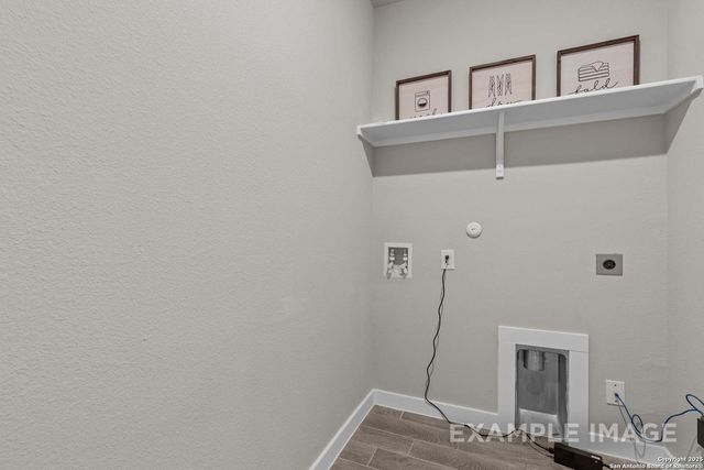 424 Jills Path, Seguin, TX 78155