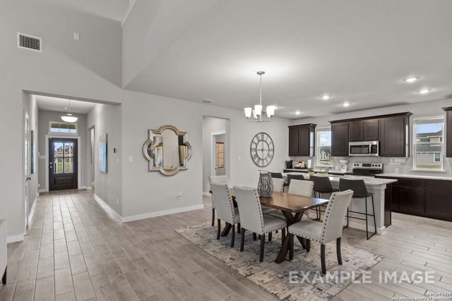 424 Jills Path, Seguin, TX 78155