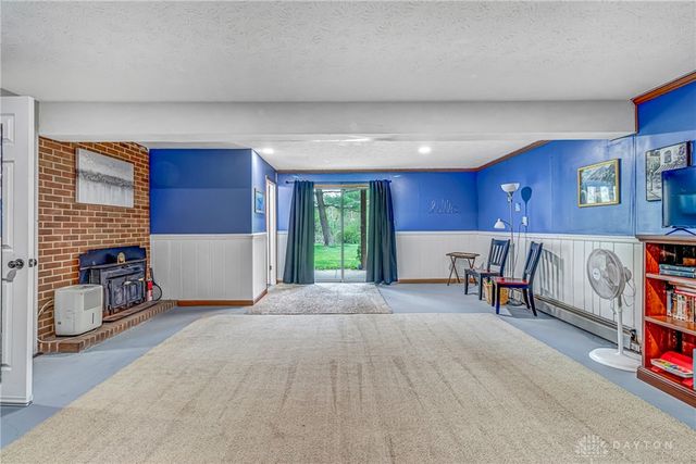 1119 Lee Ann Drive, Xenia, OH 45385