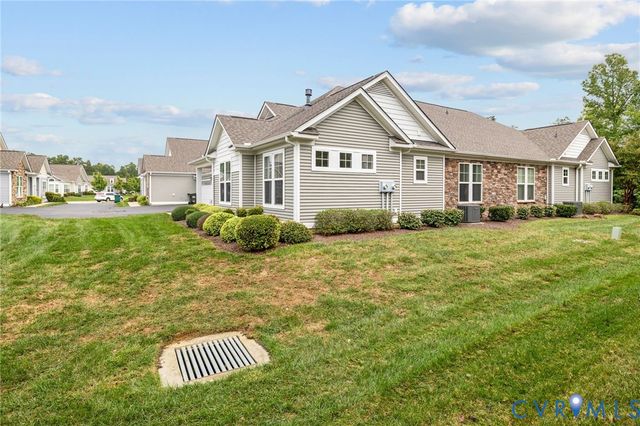 12157 Magnolia Bluff Ct, Chester, VA 23831
