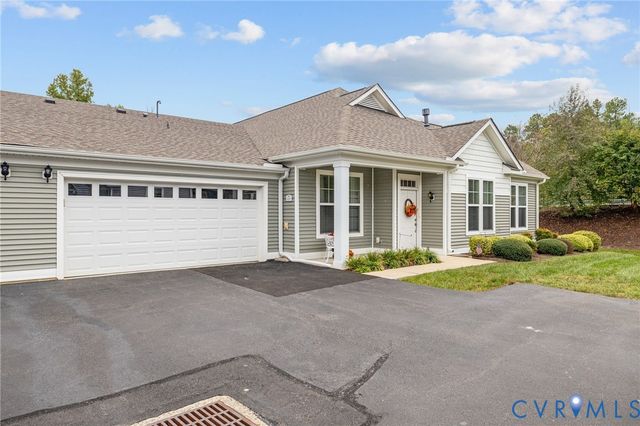12157 Magnolia Bluff Ct, Chester, VA 23831