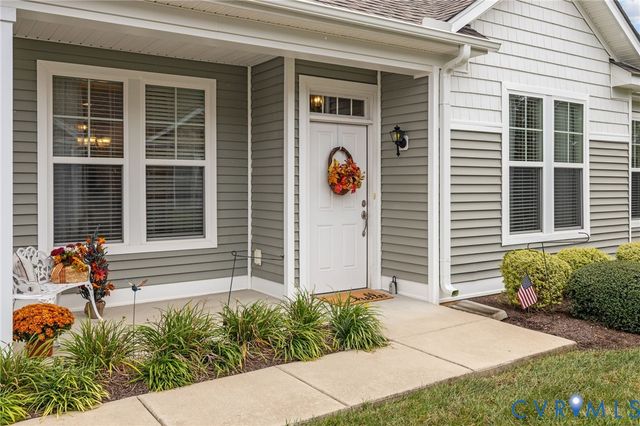 12157 Magnolia Bluff Ct, Chester, VA 23831
