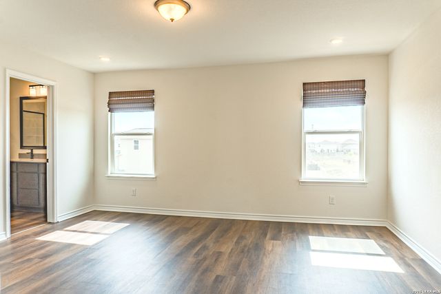 511 Dakota Crk, New Braunfels, TX 78130