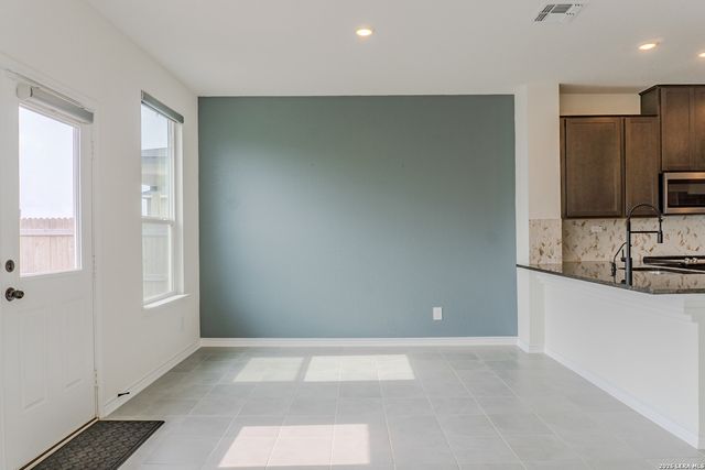 511 Dakota Crk, New Braunfels, TX 78130