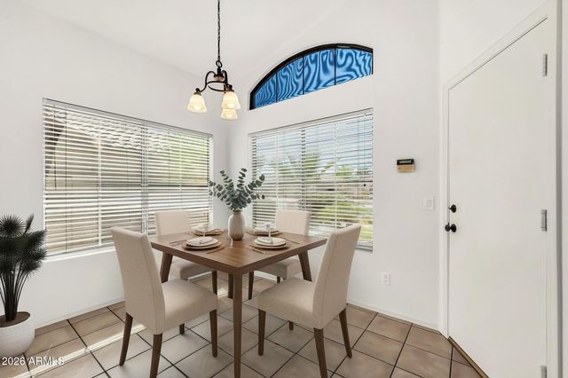 1284 W KINGBIRD Drive, Chandler, AZ 85286