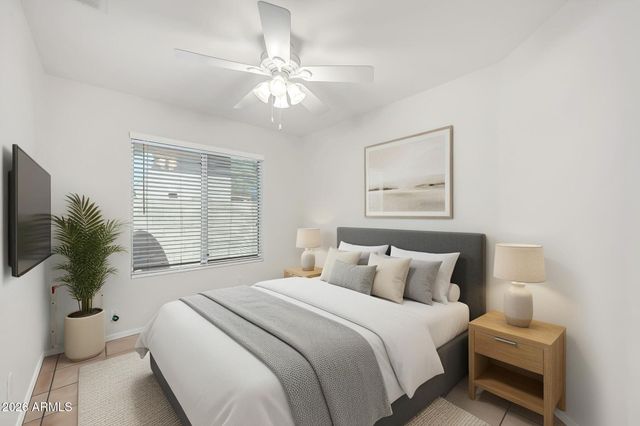 1284 W KINGBIRD Drive, Chandler, AZ 85286