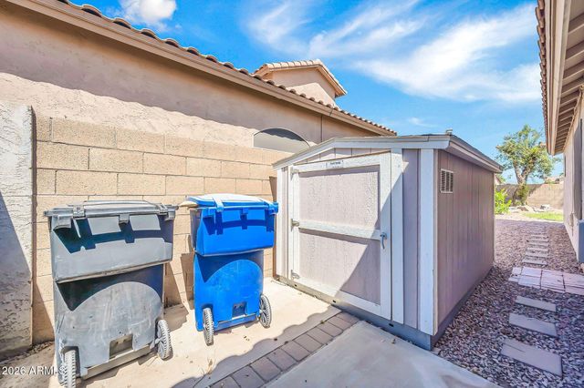 1284 W KINGBIRD Drive, Chandler, AZ 85286