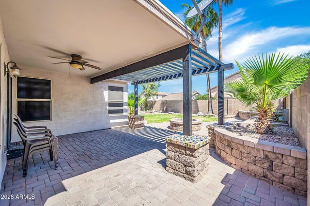 1284 W KINGBIRD Drive, Chandler, AZ 85286