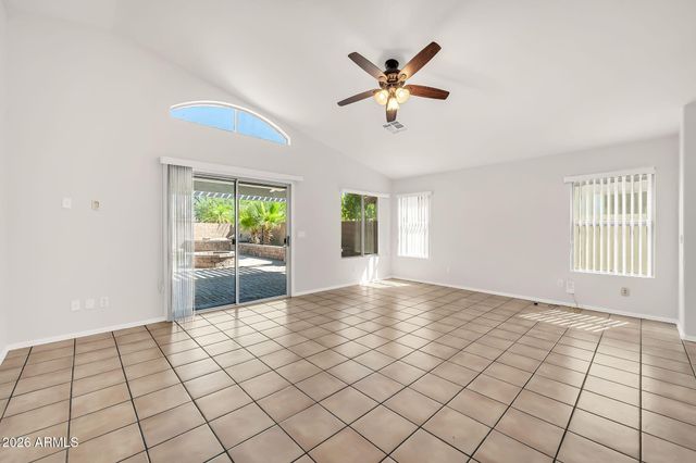 1284 W KINGBIRD Drive, Chandler, AZ 85286