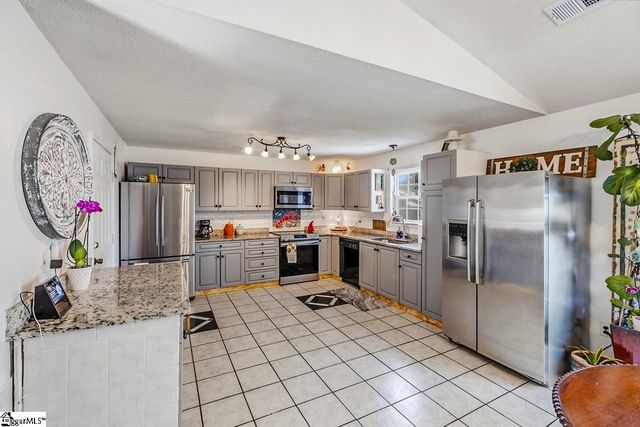 3 Winter Place, Fountain Inn, SC 29644