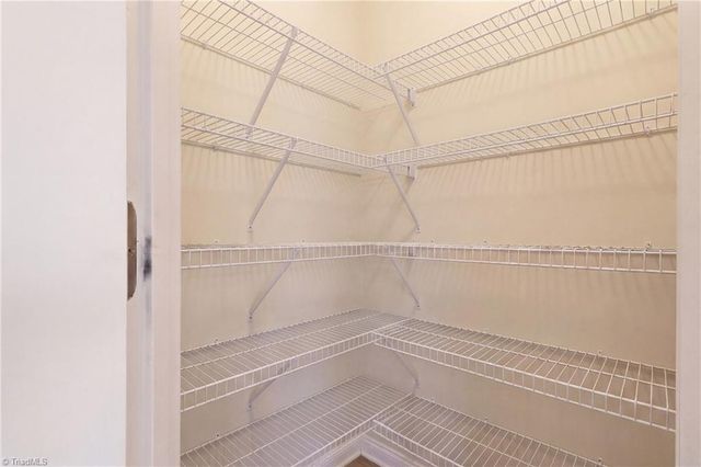 467 Mahogany Drive, Thomasville, NC 27360