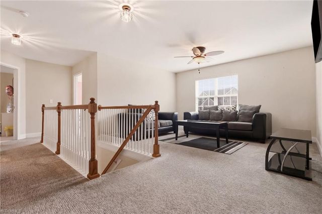 467 Mahogany Drive, Thomasville, NC 27360