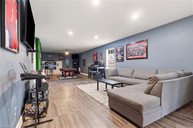 467 Mahogany Drive, Thomasville, NC 27360