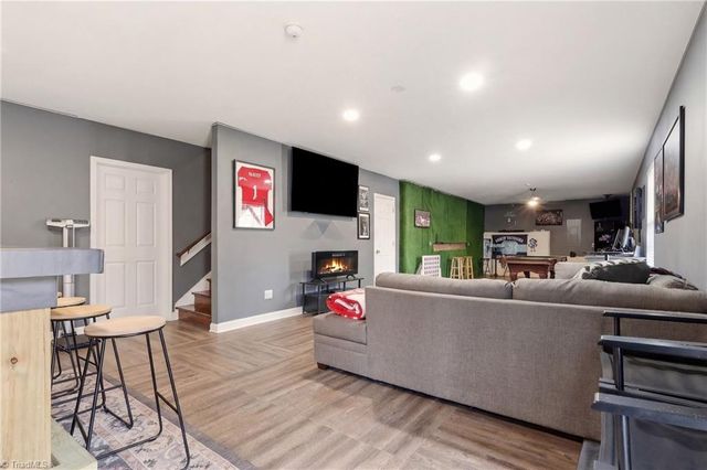 467 Mahogany Drive, Thomasville, NC 27360